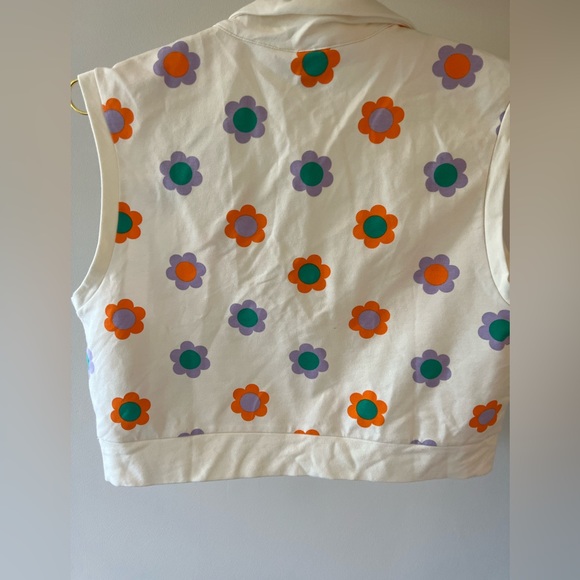 70s Flower Print Top - Picture 3 of 5